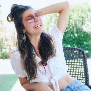 Meet your Posher, Britta